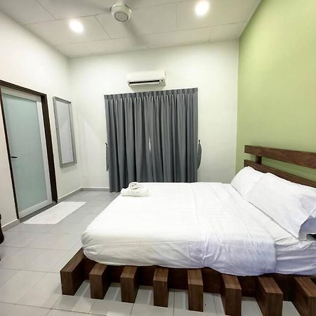 Klebang Spacious Comfy Bangalow Villa Kelebang Besar Exterior photo