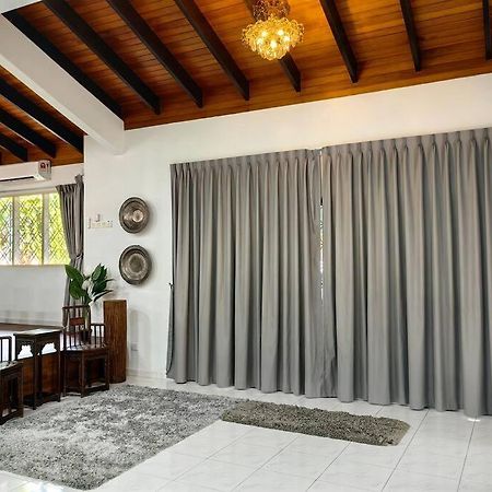 Klebang Spacious Comfy Bangalow Villa Kelebang Besar Exterior photo